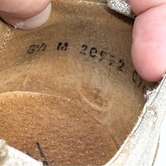 Matisse Roscoe Distressed Leather Almond Toe Heeled Western Bootie Cream Sz 8.5 - Picture 12 of 13